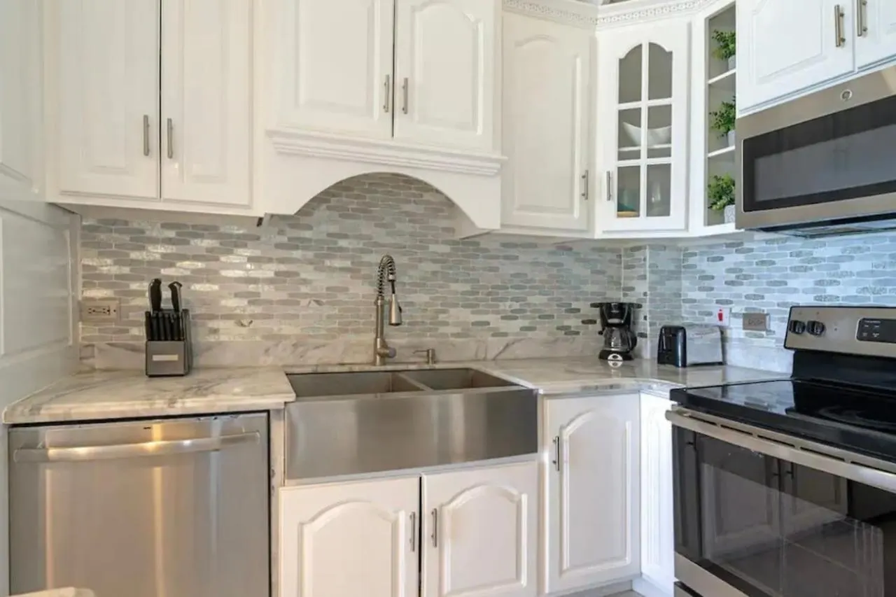 Modern Apartment Montego Bay In Jamaica location